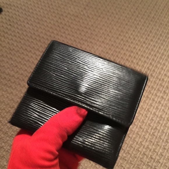 AUTHENTIC LOUIS VUITTON MANS WALLET IN GOOD PRE-LOVED CONDITION. SEE PICTURES. - Picture 9 of 15